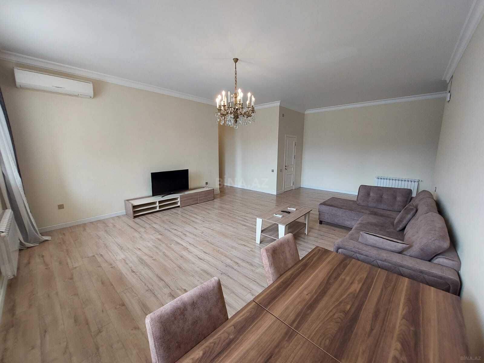 Kirayə verilir 3 otaqlı mənzil 145 m² — Bakı, Sahil qəs. 3 otaq 145.00 m²