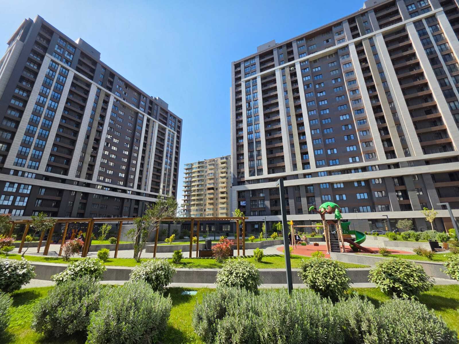 Satılır 3 otaqlı mənzil 127 m² — Bakı, Xətai 3 otaq 127.00 m²