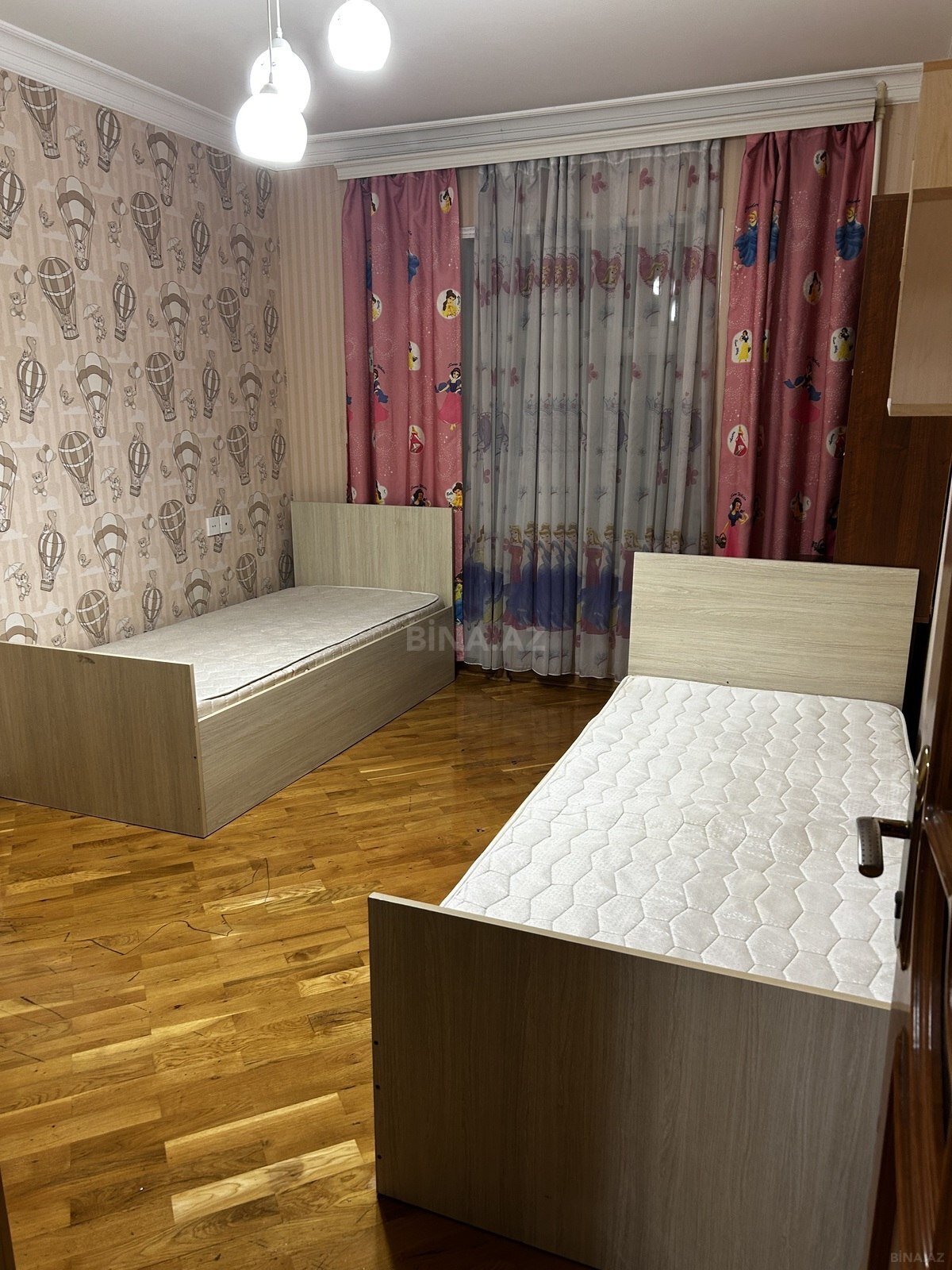 Kirayə verilir 4 otaqlı mənzil 200 m² — Bakı, Nərimanov 4 otaq 200.00 m²