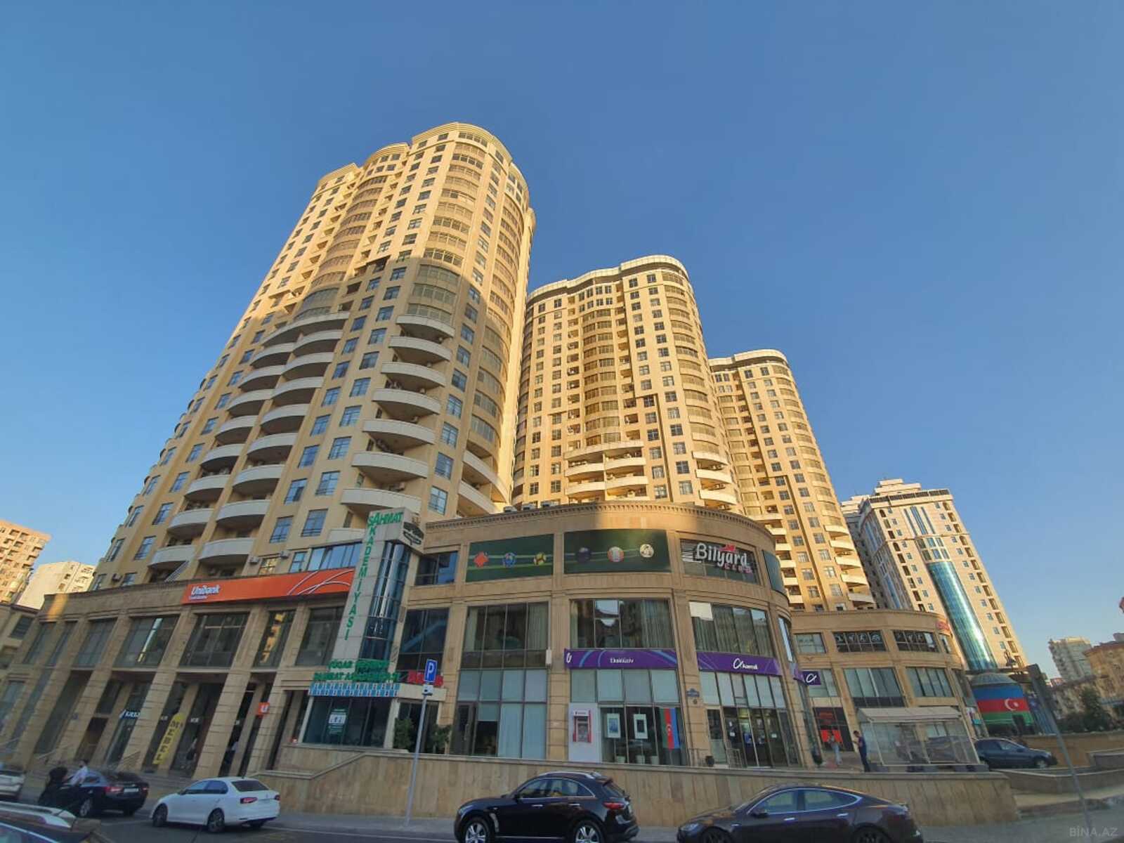 Kirayə verilir 3 otaqlı mənzil 160 m² — Bakı, Nizami 3 otaq 160.00 m²
