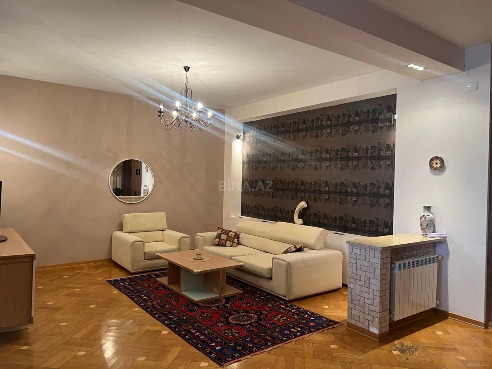 Kirayə verilir 3 otaqlı mənzil 120 m² — Bakı 3 otaq 120.00 m²