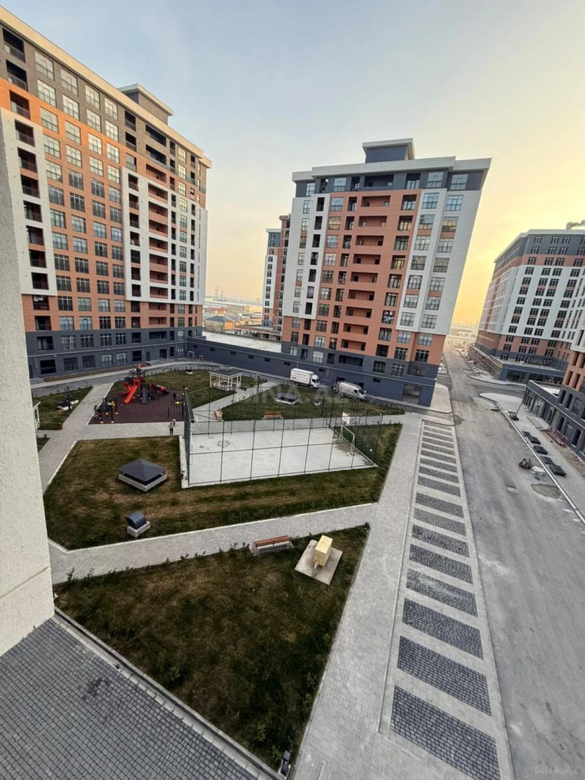 Kirayə verilir 3 otaqlı mənzil 86 m²