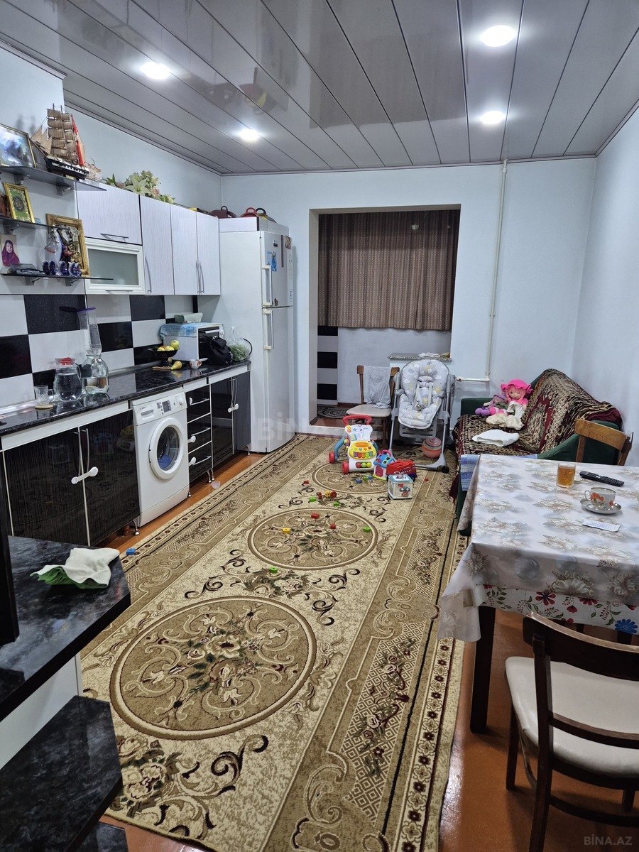 Satılır 4 otaqlı mənzil 95 m² — Bakı, Yeni Günəşli 4 otaq 95.00 m²