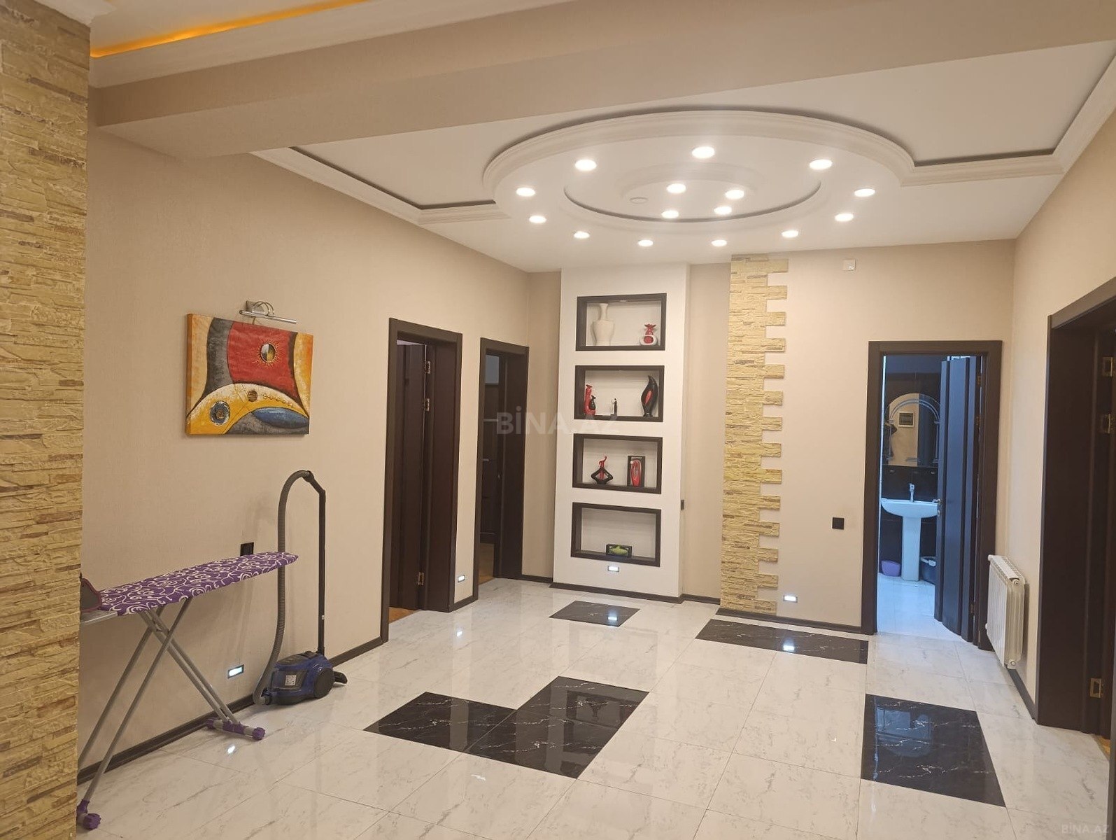 Satılır 3 otaqlı mənzil 160 m² — Bakı 3 otaq 160.00 m²