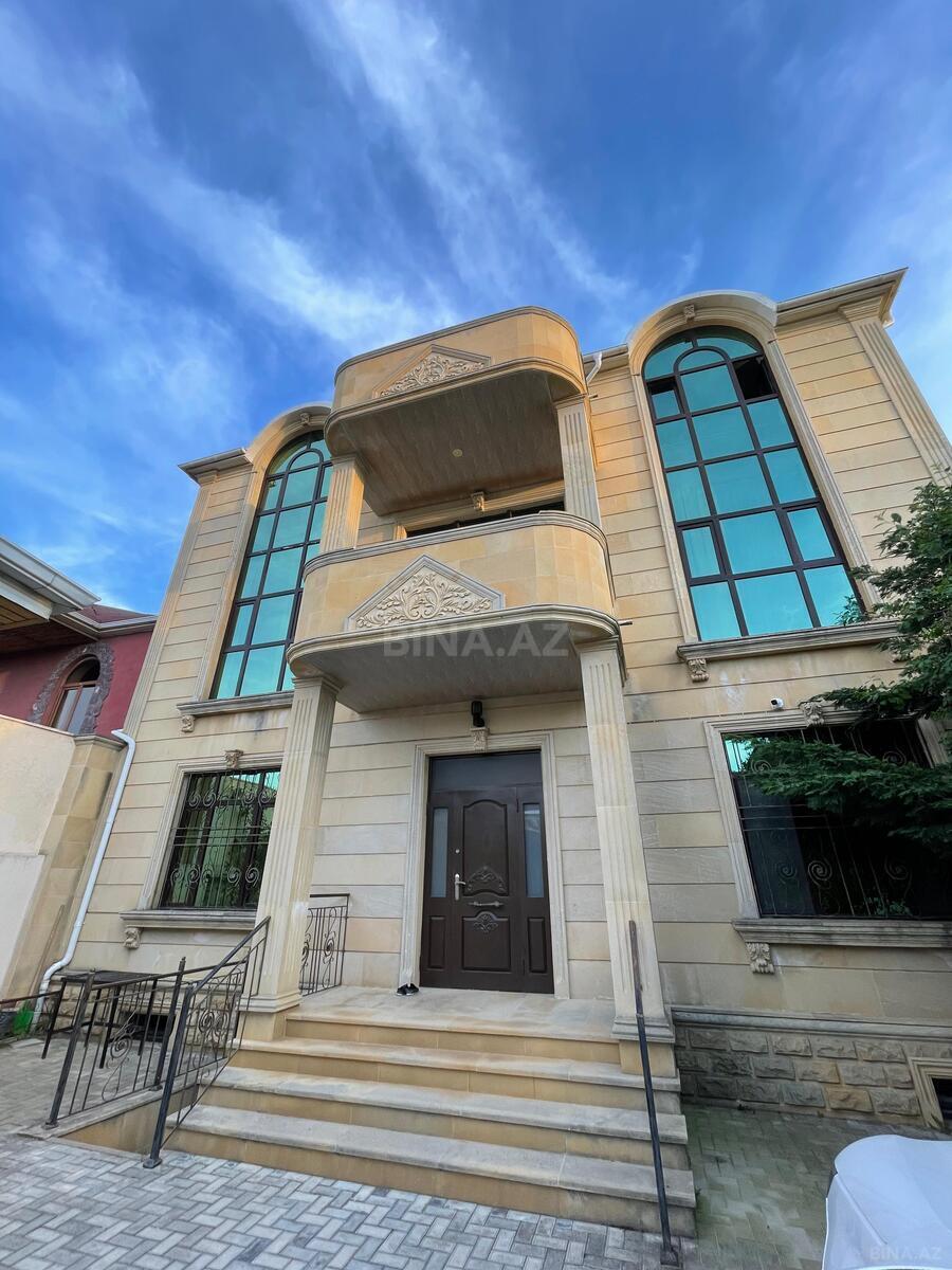 Satılır 7 otaqlı həyət evi 555 m² — Bakı, Badamdar 7 otaq 555.00 m²