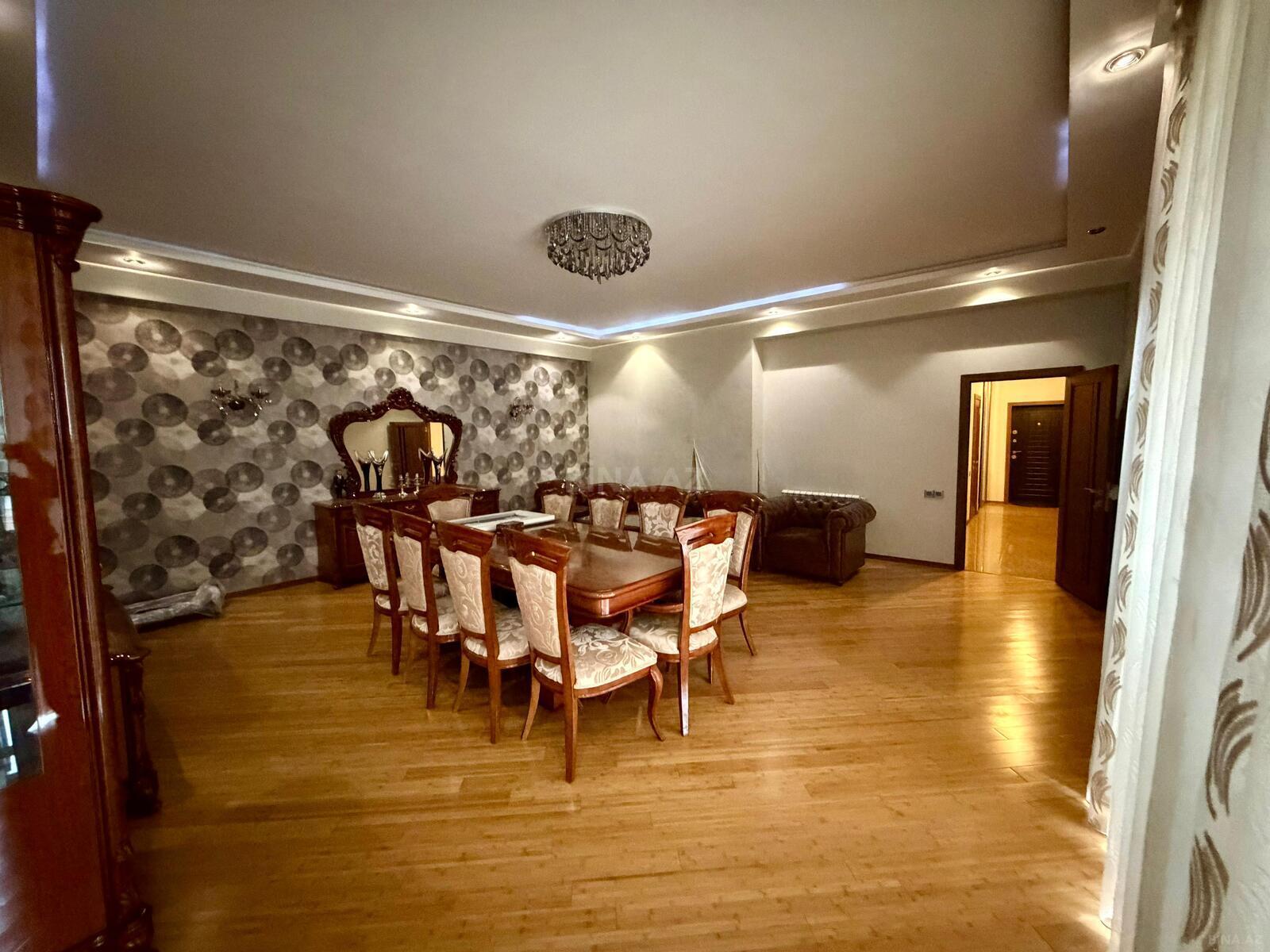 Kirayə verilir 3 otaqlı mənzil 140 m² — Bakı 3 otaq 140.00 m²