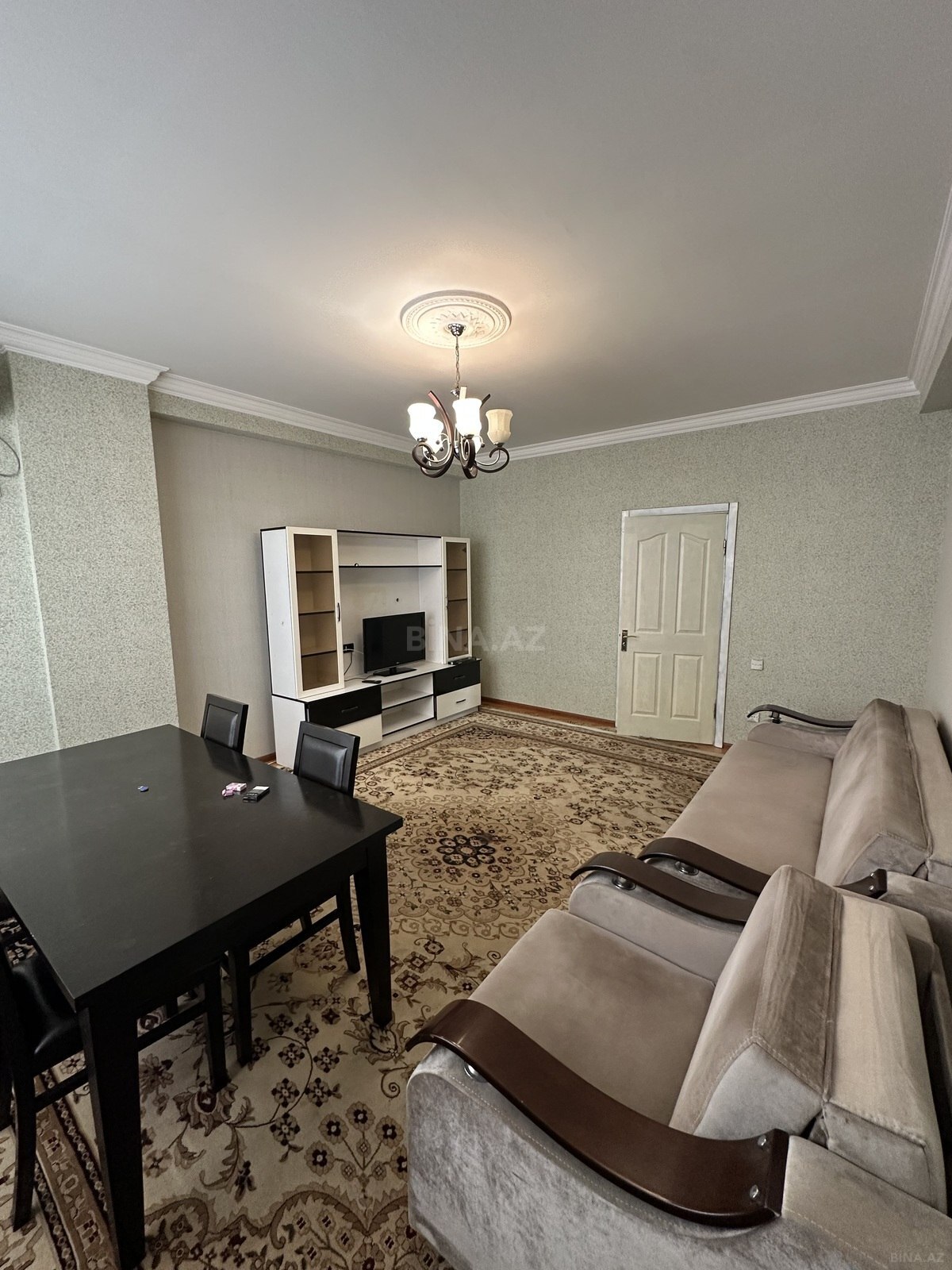 Kirayə verilir 2 otaqlı mənzil 80 m² — Bakı, Nərimanov 2 otaq 80.00 m²