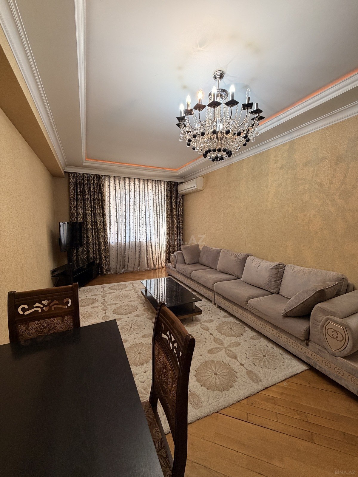 Kirayə verilir 3 otaqlı mənzil 110 m² — Bakı, Nərimanov 3 otaq 110.00 m²