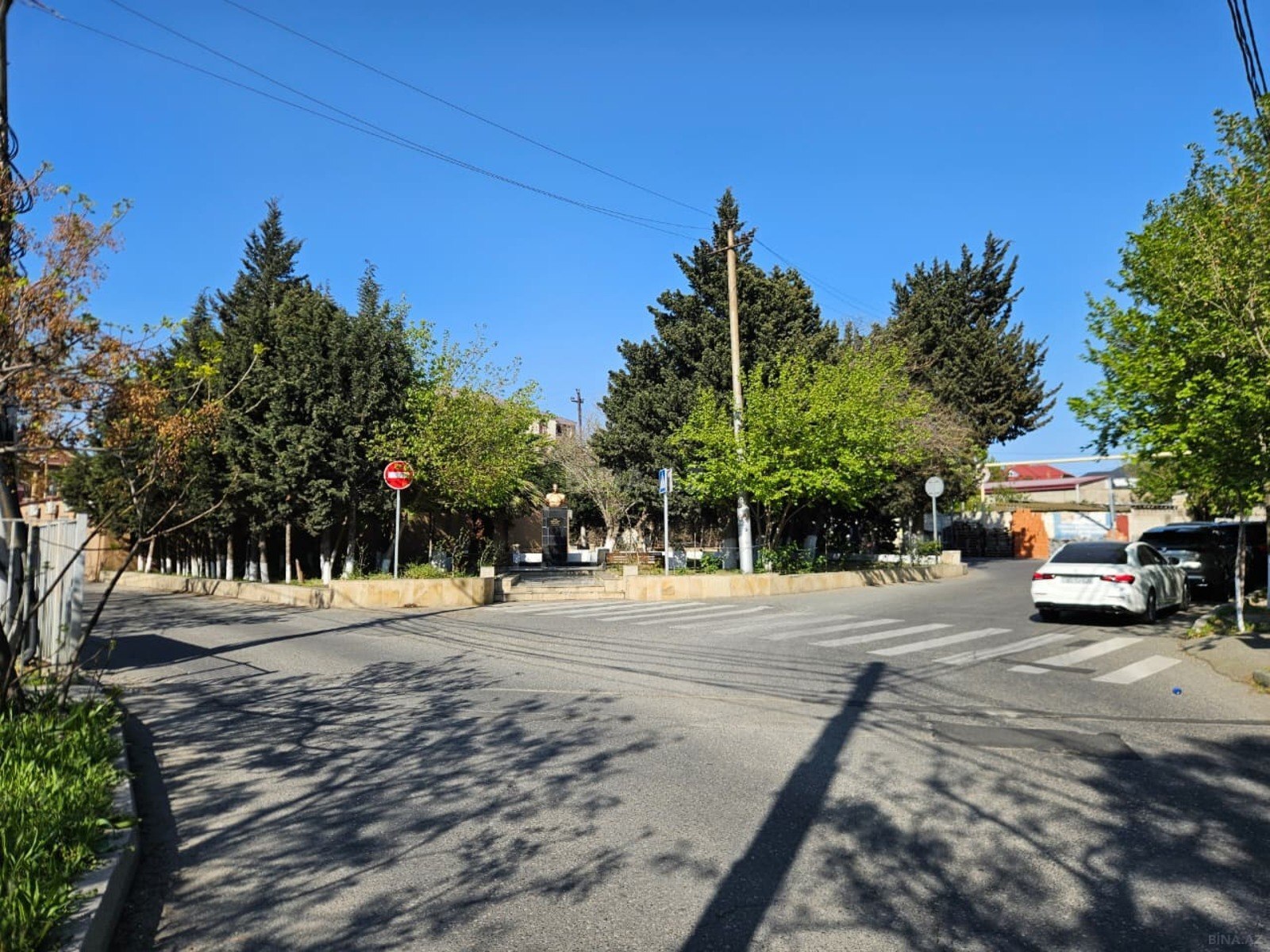 Satılır 8 otaqlı həyət evi 250 m² — Bakı, Həzi Aslanov qəs. 8 otaq 250.00 m²