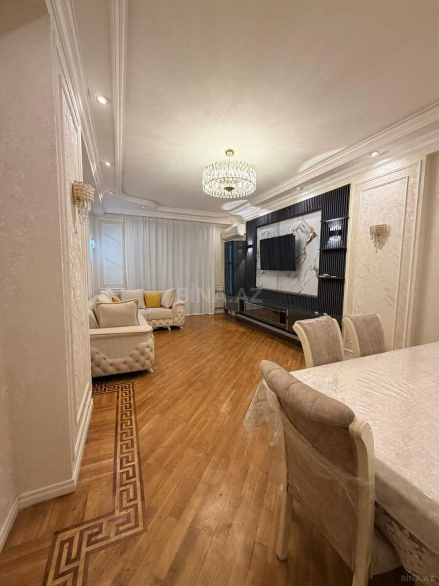 Satılır 3 otaqlı mənzil 132 m² — Bakı 3 otaq 132.00 m²