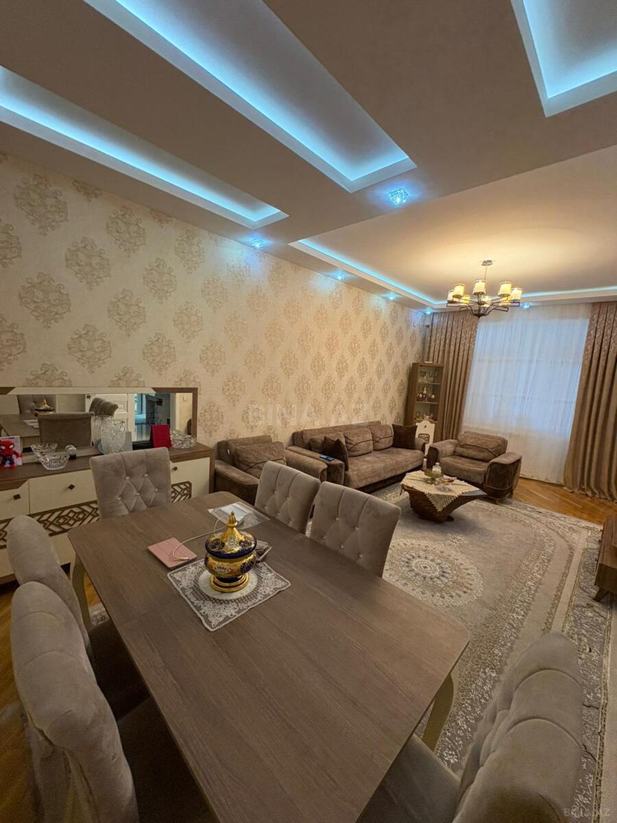 Satılır 3 otaqlı mənzil 90 m² — Bakı, Memar Əcəmi yanı 3 otaq 90.00 m²