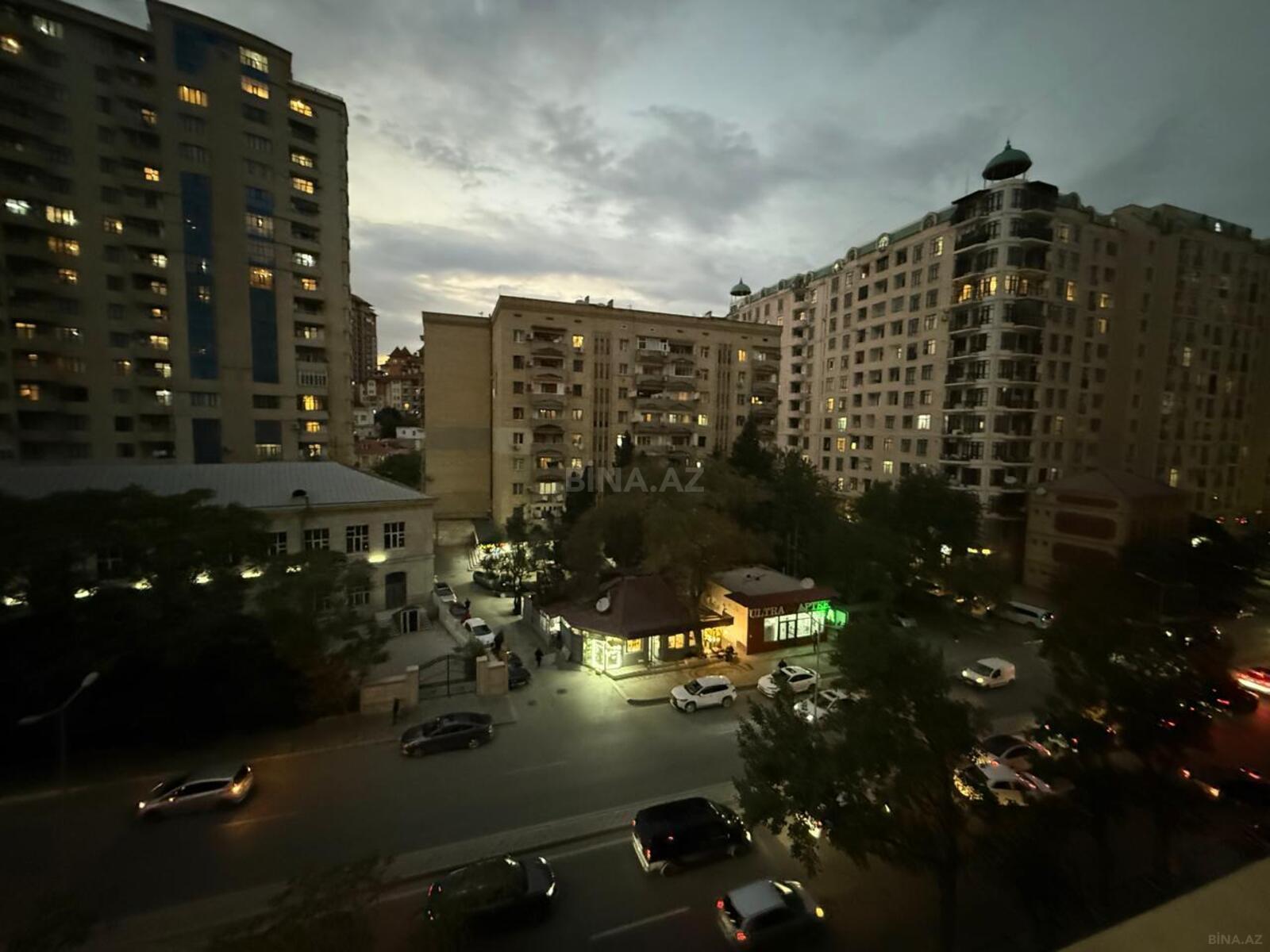 Kirayə verilir 3 otaqlı mənzil 88 m² — Bakı, Nərimanov 3 otaq 88.00 m²