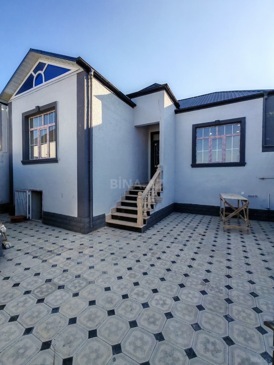 Satılır 3 otaqlı həyət evi 100 m² — Bakı 3 otaq 100.00 m²