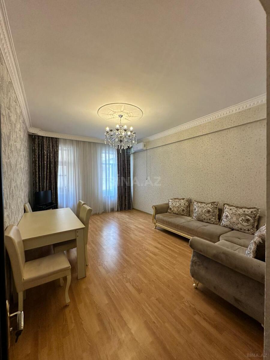 Satılır 2 otaqlı mənzil 70 m² — Bakı, Həzi Aslanov qəs. 2 otaq 70.00 m²