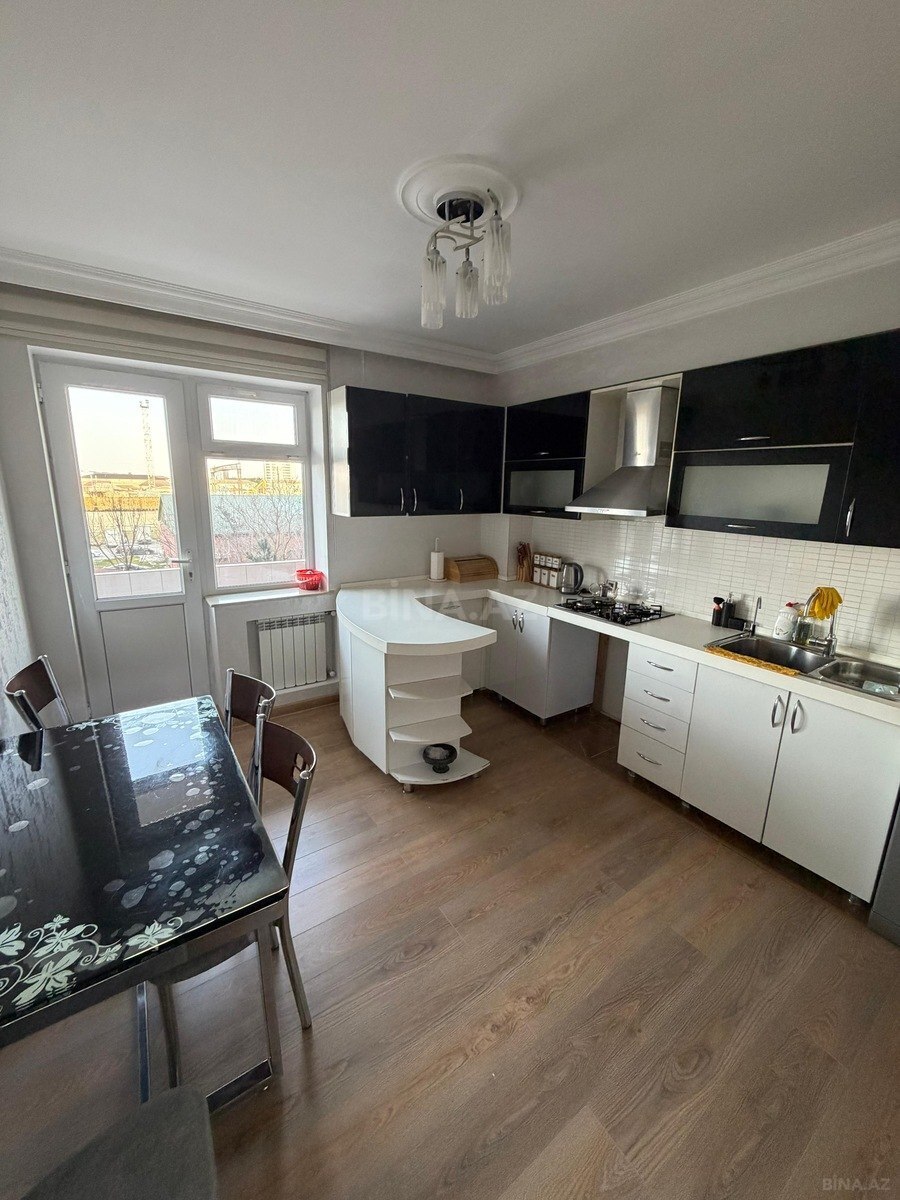 Kirayə verilir 3 otaqlı mənzil 125 m² — Bakı, Nərimanov 3 otaq 125.00 m²
