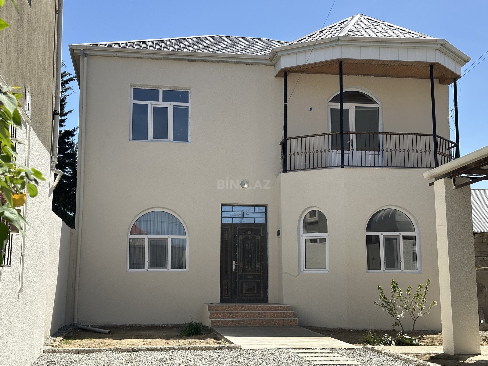 Kirayə verilir 5 otaqlı həyət evi 200 m²