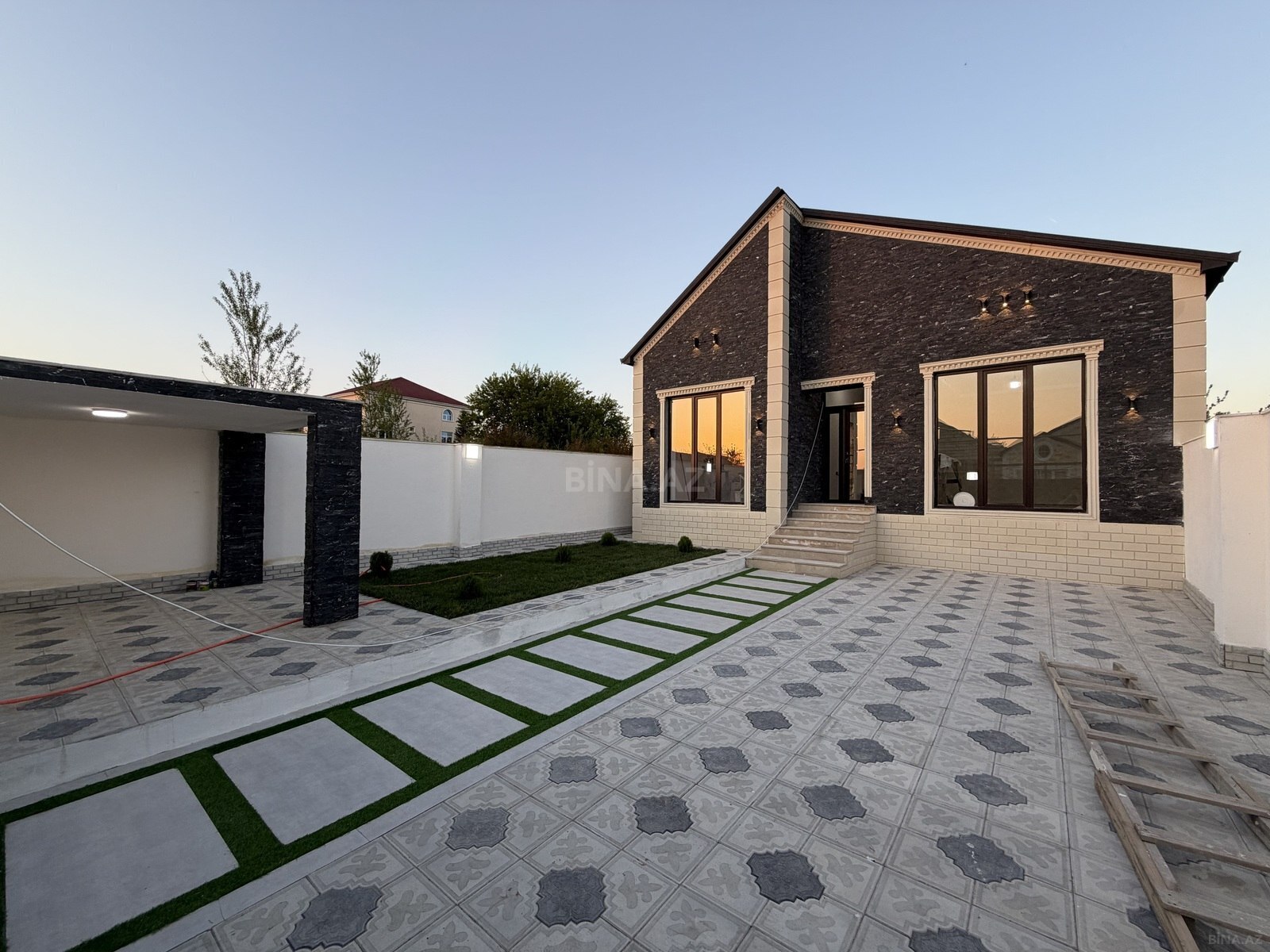 Satılır 4 otaqlı həyət evi 100 m² — Bakı, Saray 4 otaq 100.00 m²