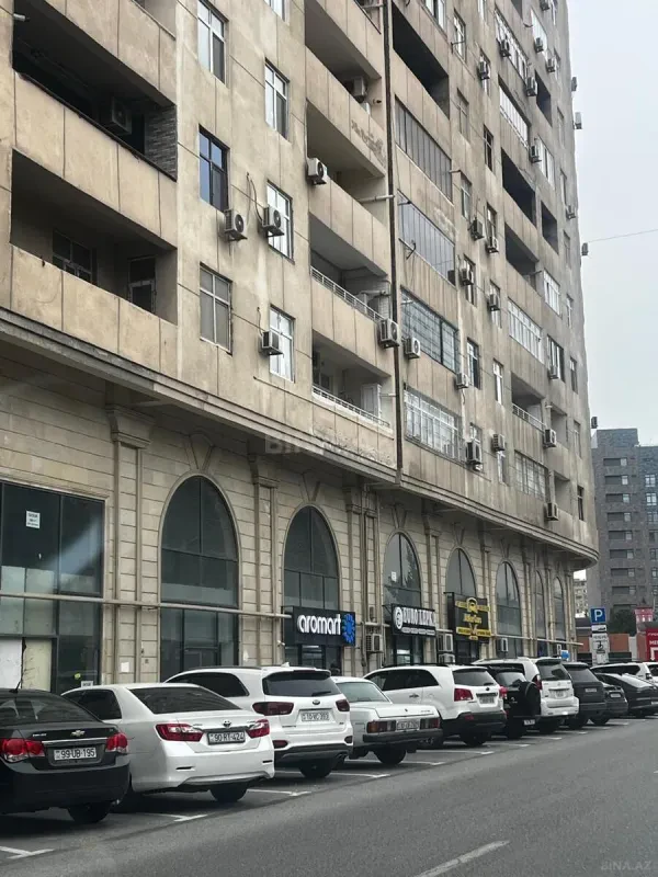 Satılır obyekt 60 m²