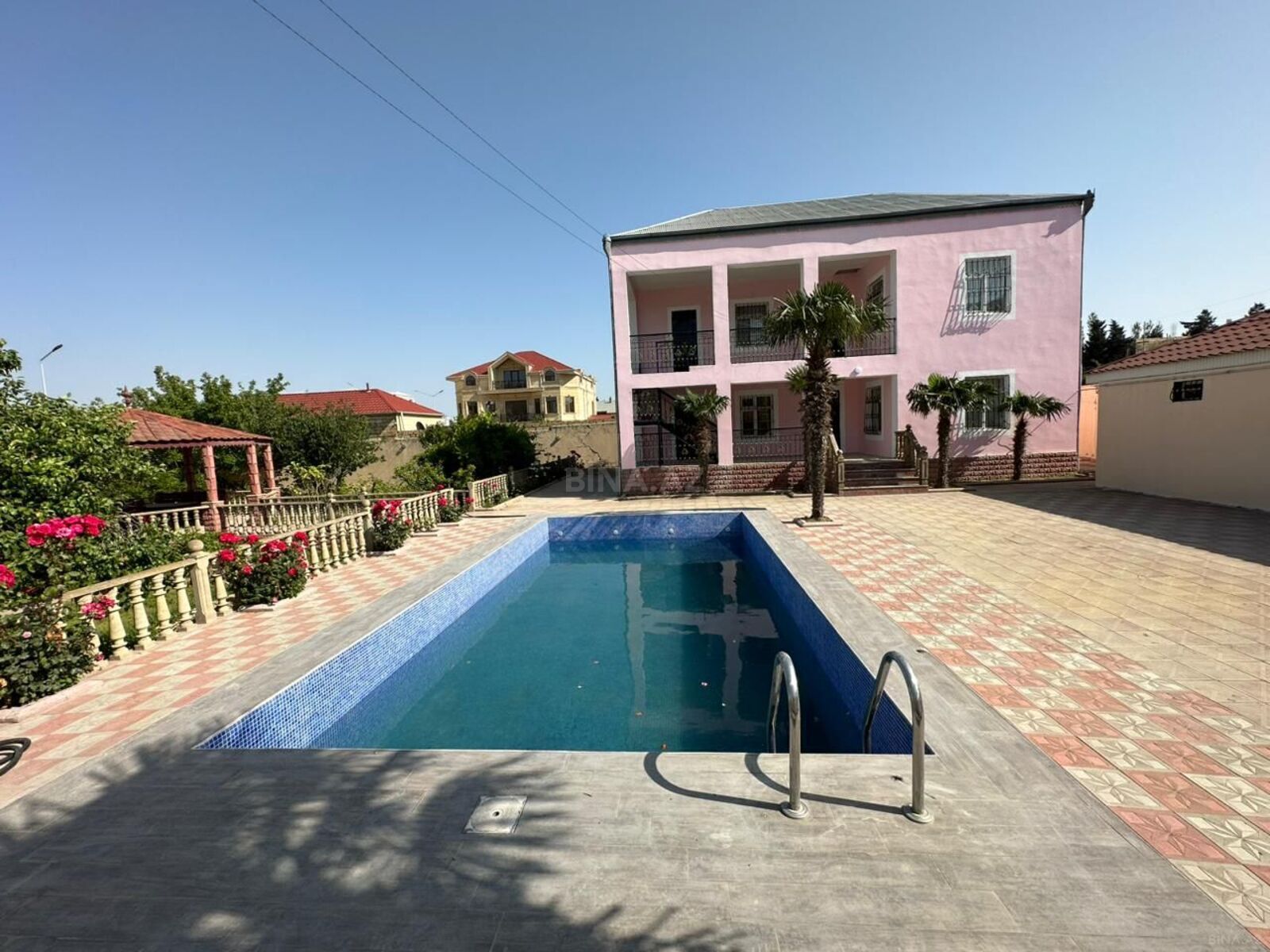 Kirayə verilir 3 otaqlı həyət evi 120 m² — Bakı, Novxanı 3 otaq 120.00 m²