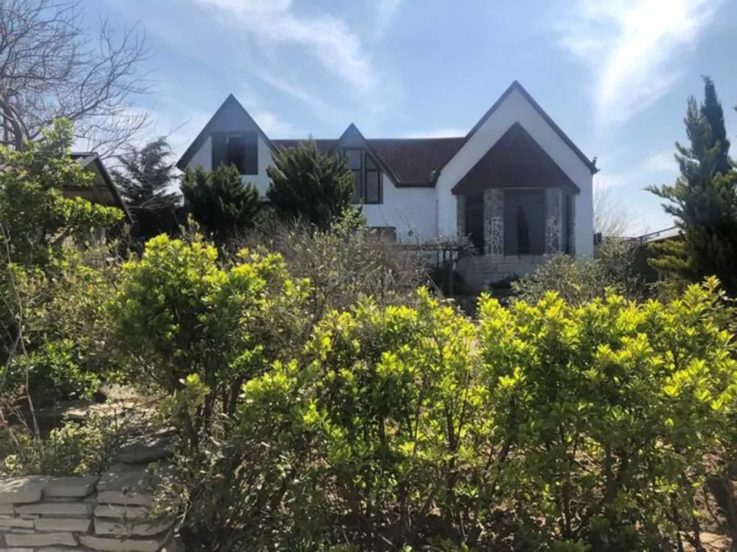 Kirayə verilir 5 otaqlı həyət evi 350 m²