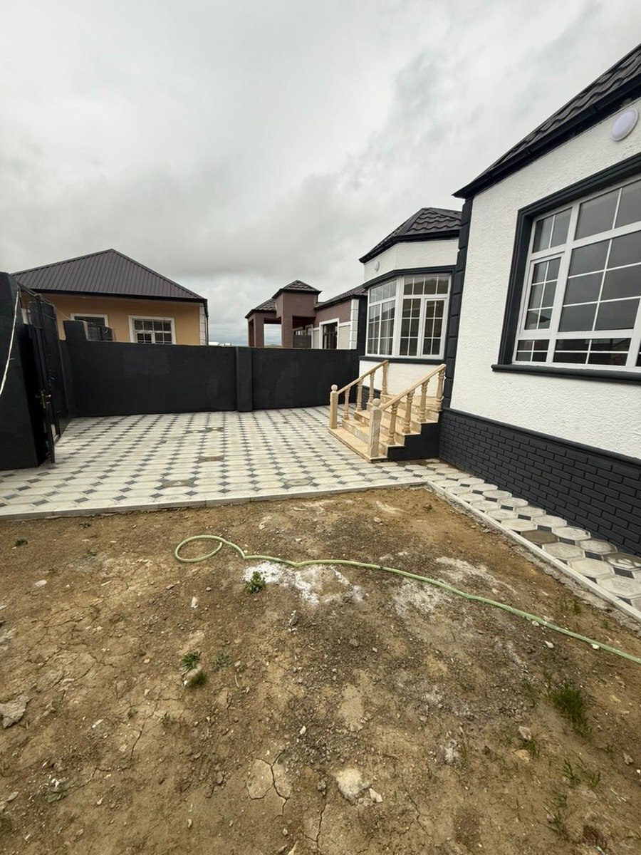 Satılır 4 otaqlı həyət evi 110 m² — Bakı, Binəqədi 4 otaq 110.00 m²