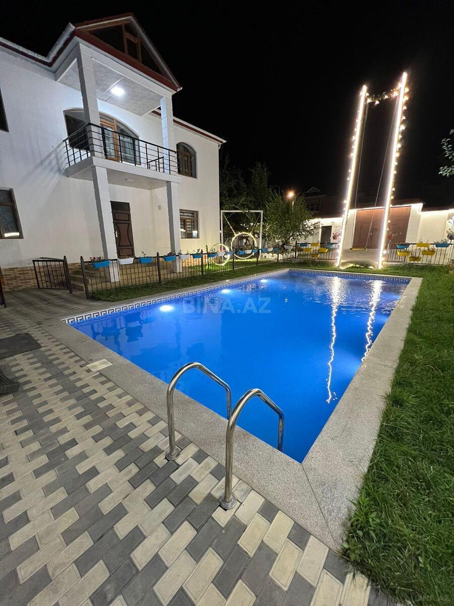 Kirayə verilir 4 otaqlı həyət evi 200 m² — Qəbələ 4 otaq 200.00 m²