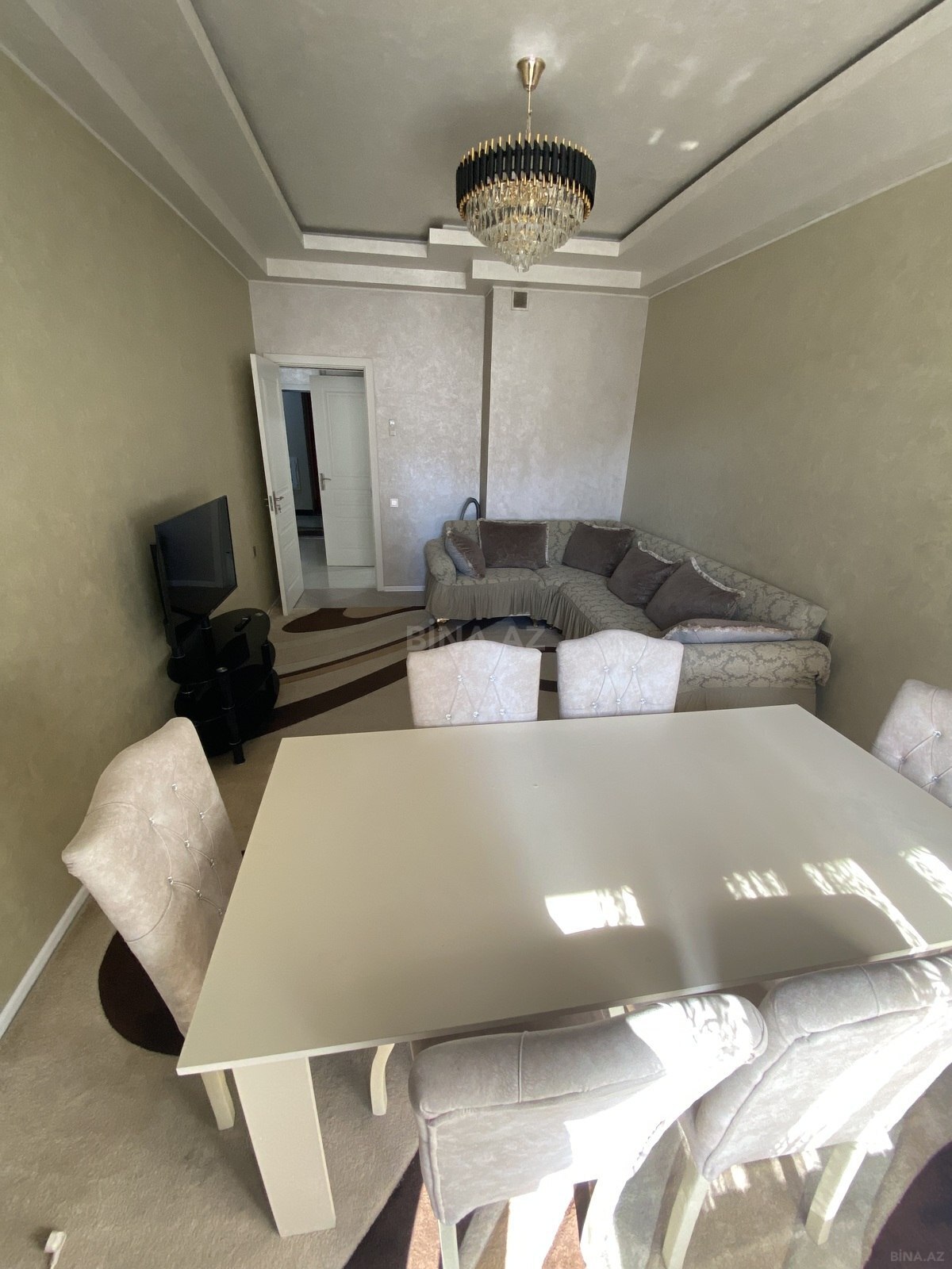 Kirayə verilir 2 otaqlı mənzil 70 m² — Bakı 2 otaq 70.00 m²