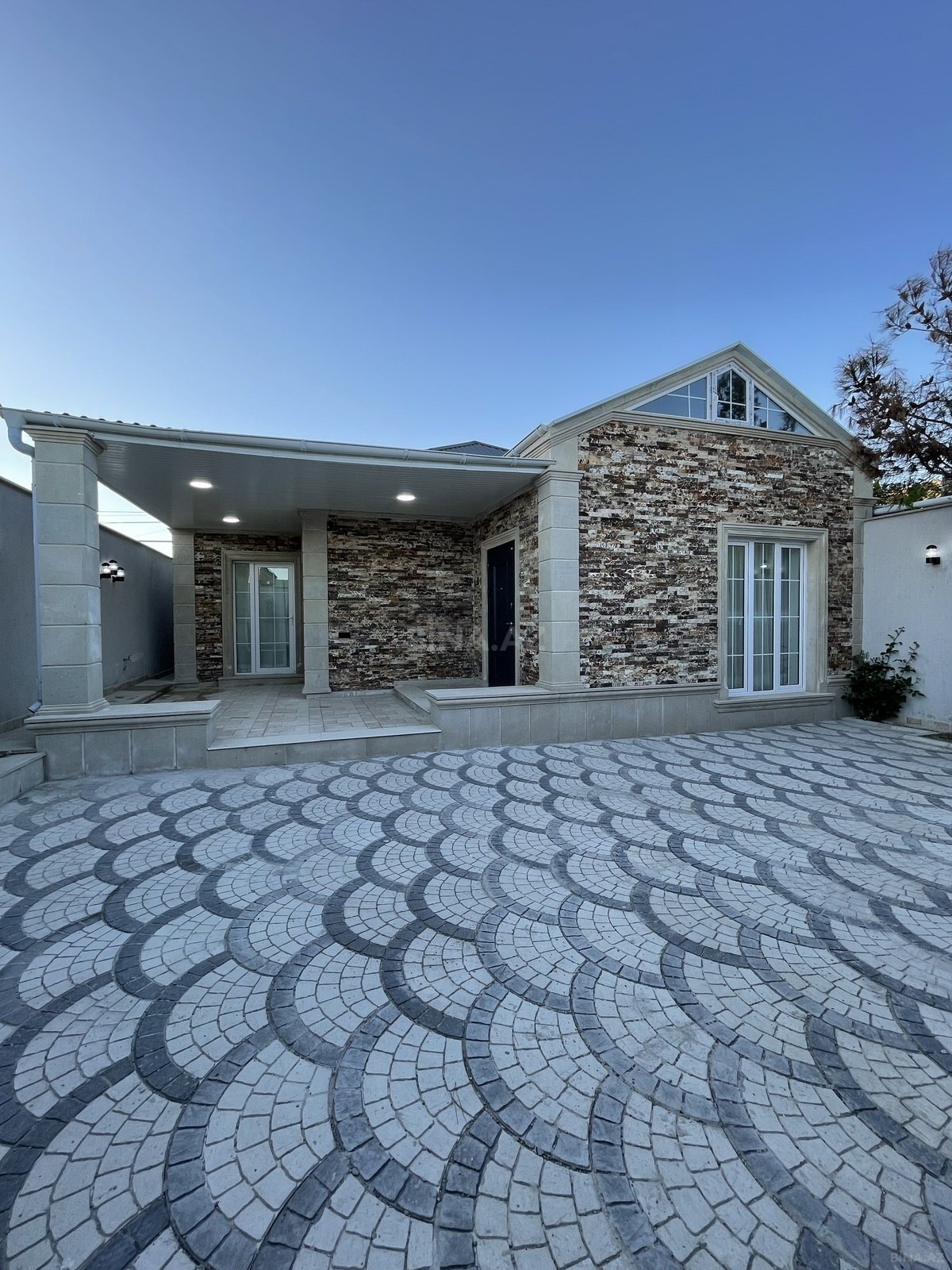 Satılır 3 otaqlı həyət evi 100 m² — Bakı, Hövsan 3 otaq 100.00 m²