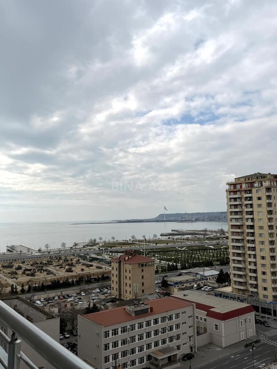Kirayə verilir 6 otaqlı mənzil 240 m² — Bakı, Xətai 6 otaq 240.00 m²