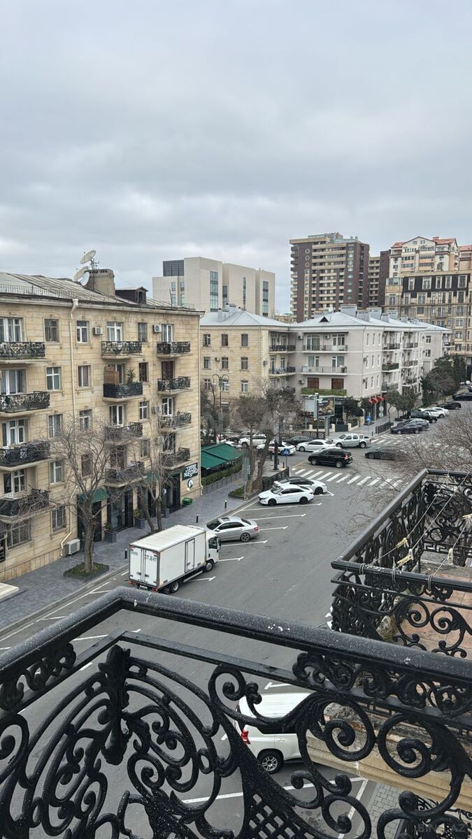 Kirayə verilir 2 otaqlı mənzil 67 m² — Bakı, Xətai 2 otaq 67.00 m²