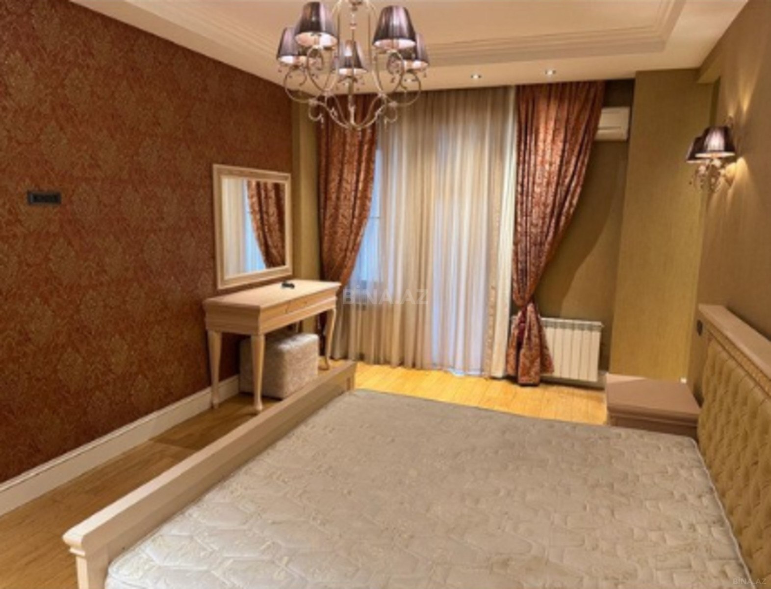 Satılır 4 otaqlı mənzil 162 m² — Bakı, Sahil qəs. 4 otaq 162.00 m²