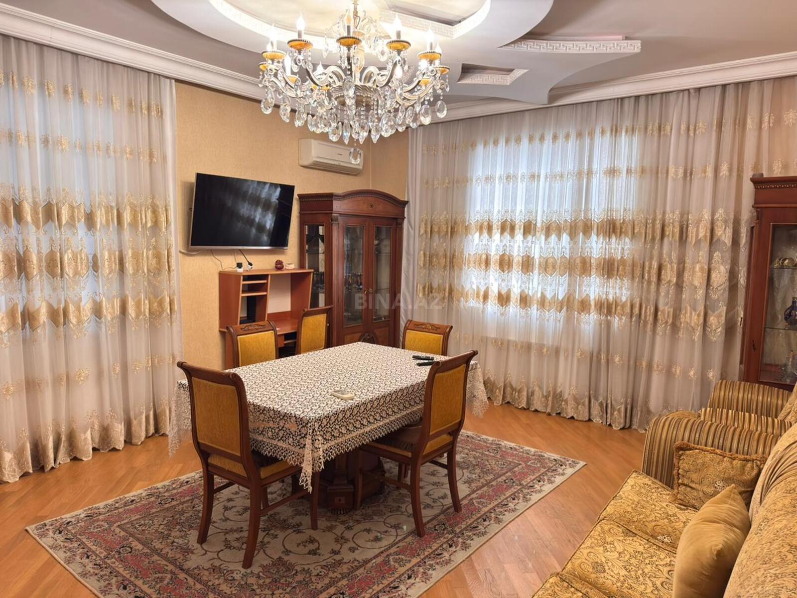 Kirayə verilir 3 otaqlı mənzil 130 m² — Bakı, İnşaatçılar 3 otaq 130.00 m²