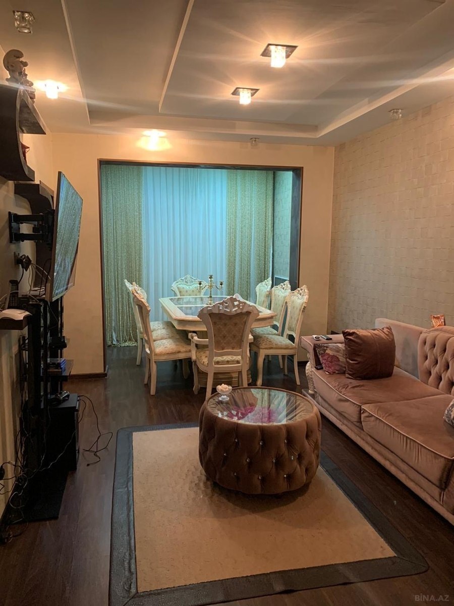 Satılır 3 otaqlı mənzil 80 m² — Bakı, Memar Əcəmi yanı 3 otaq 80.00 m²