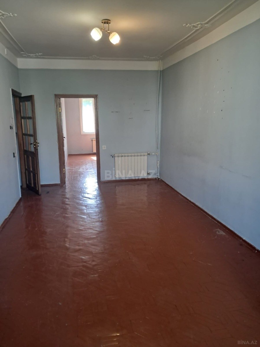 Satılır 2 otaqlı mənzil 45 m² — Bakı, Memar Əcəmi yanı 2 otaq 45.00 m²