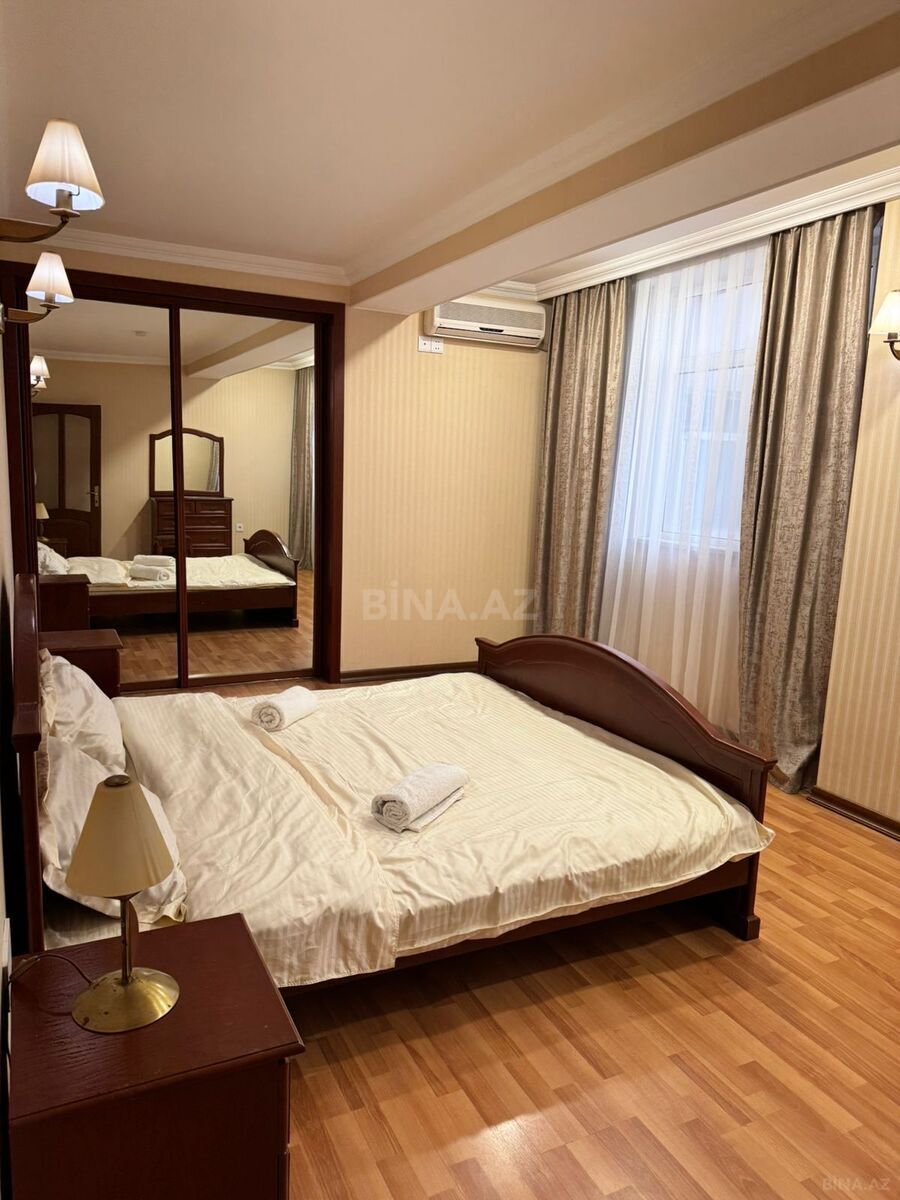 Kirayə verilir 3 otaqlı mənzil 100 m² — Bakı 3 otaq 100.00 m²