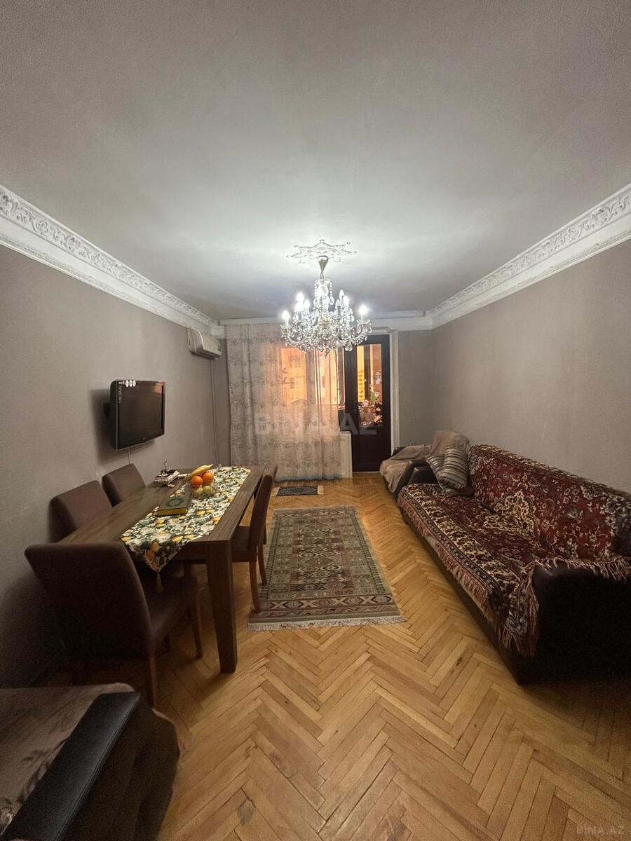 Satılır 4 otaqlı mənzil 100 m² — Bakı 4 otaq 100.00 m²