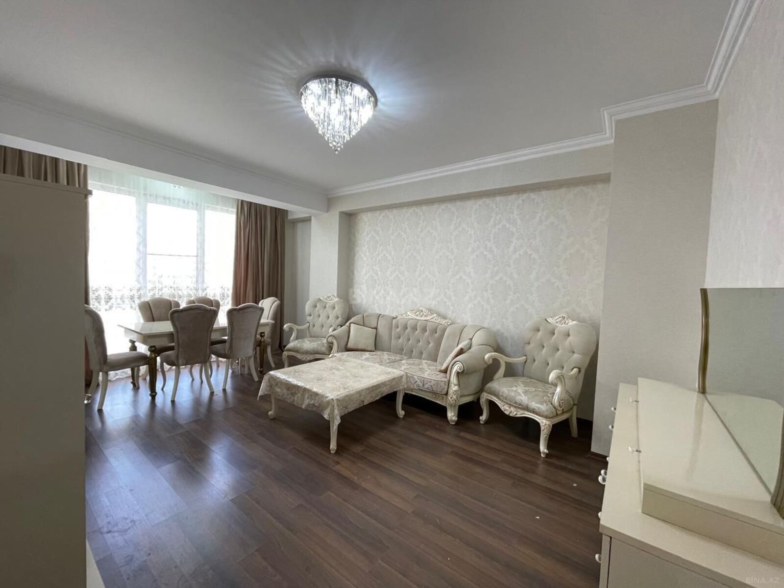 Kirayə verilir 2 otaqlı mənzil 78 m² — Bakı 2 otaq 78.00 m²