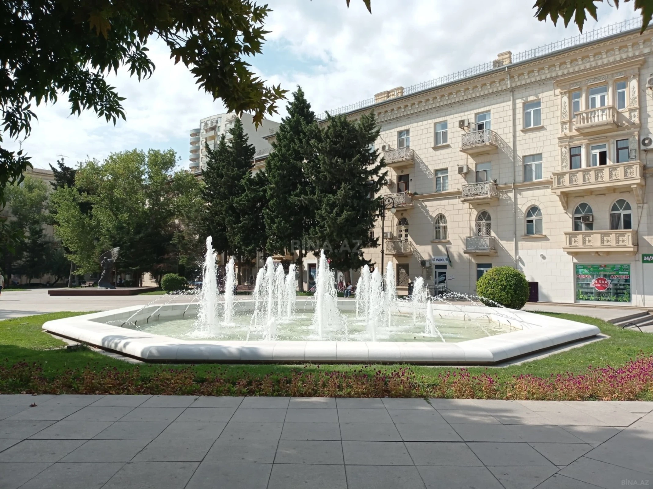 Kirayə verilir 2 otaqlı mənzil 55 m²