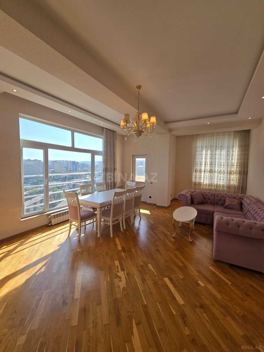 Satılır 3 otaqlı mənzil 127 m² — Bakı, Memar Əcəmi yanı 3 otaq 127.00 m²