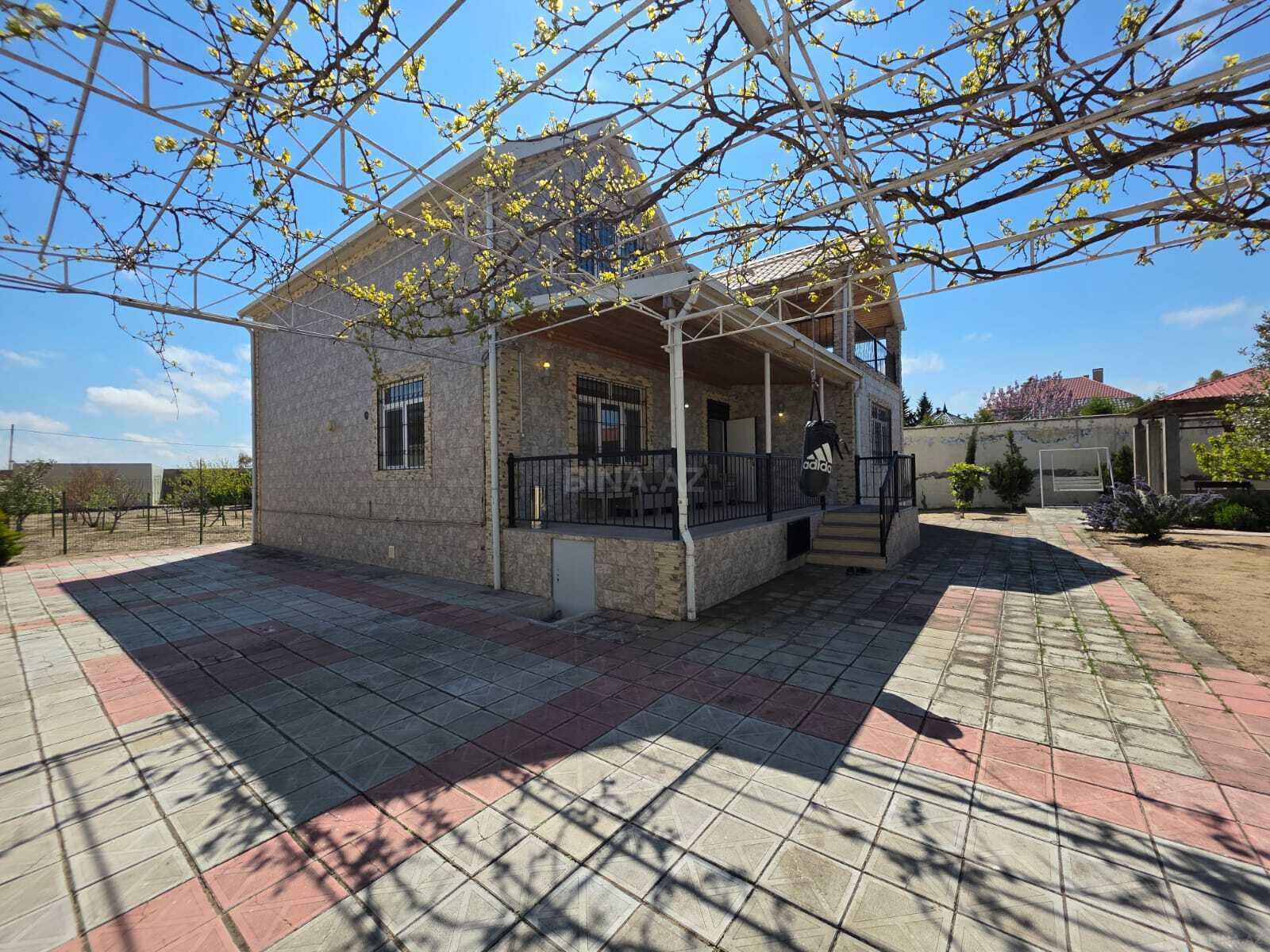 Satılır 5 otaqlı həyət evi 200 m² — Bakı, Şüvəlan 5 otaq 200.00 m²