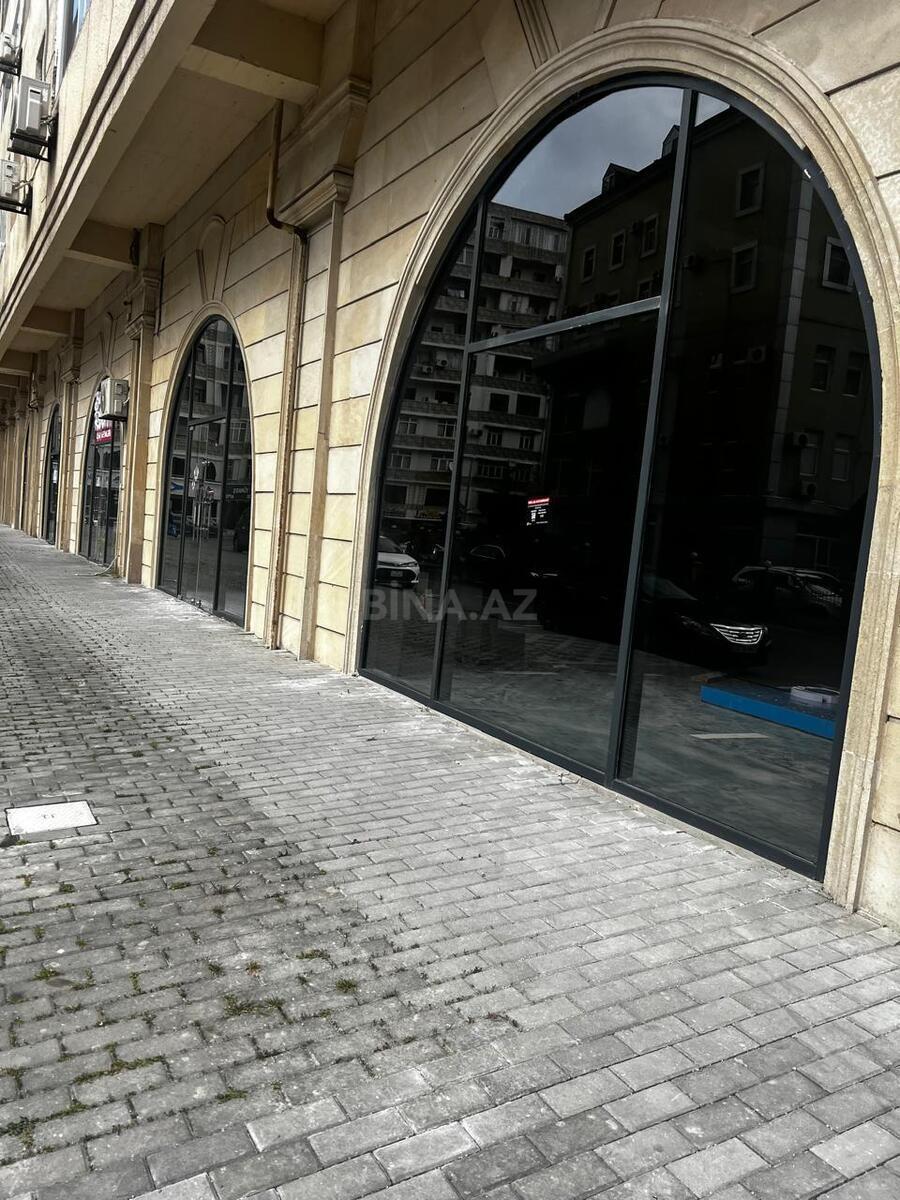 Kirayə verilir obyekt 2000 m² — Bakı, Binəqədi 2000.00 m²