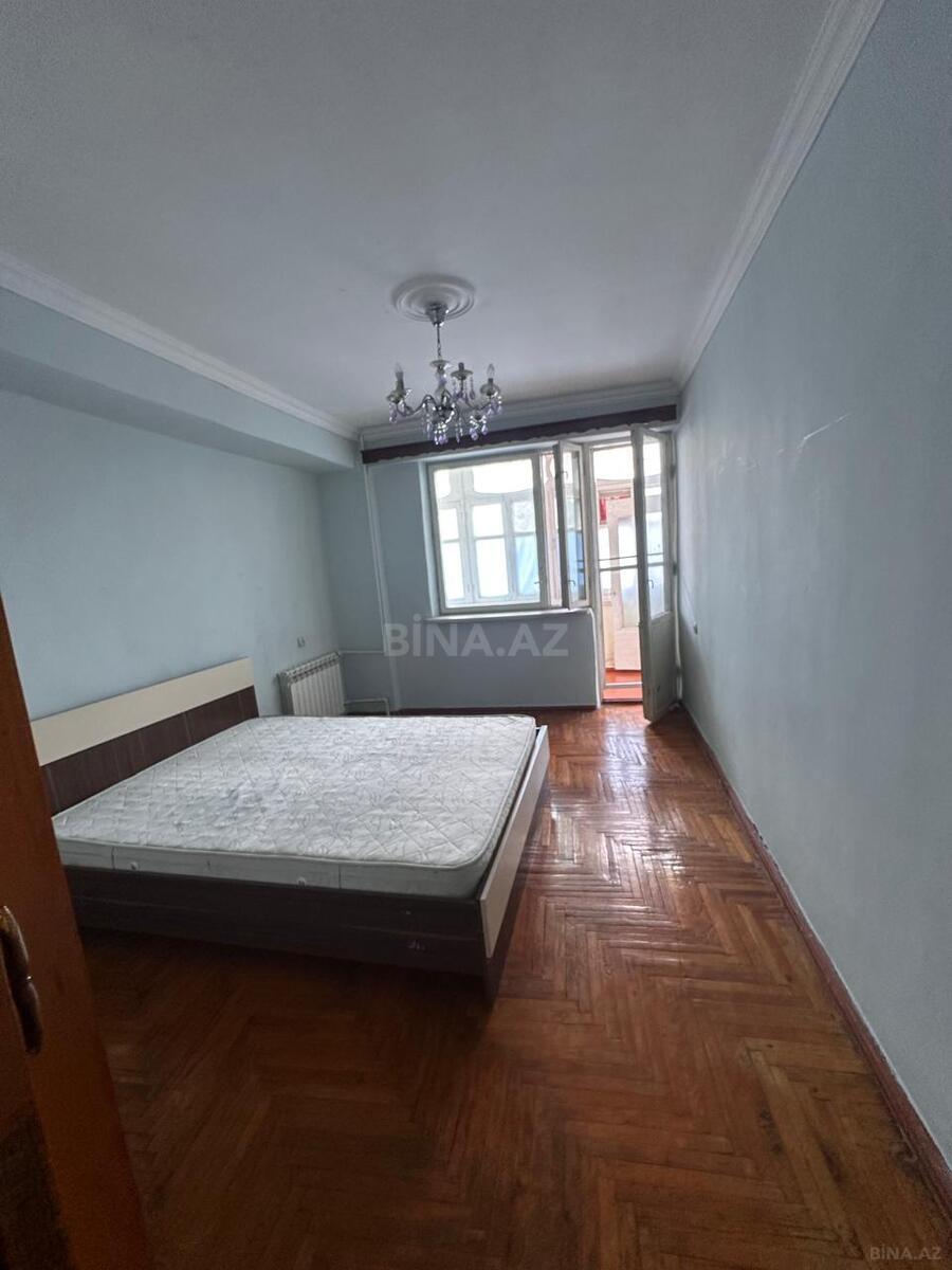 Kirayə verilir 2 otaqlı mənzil 65 m² — Bakı, 8-ci mikrorayon 2 otaq 65.00 m²