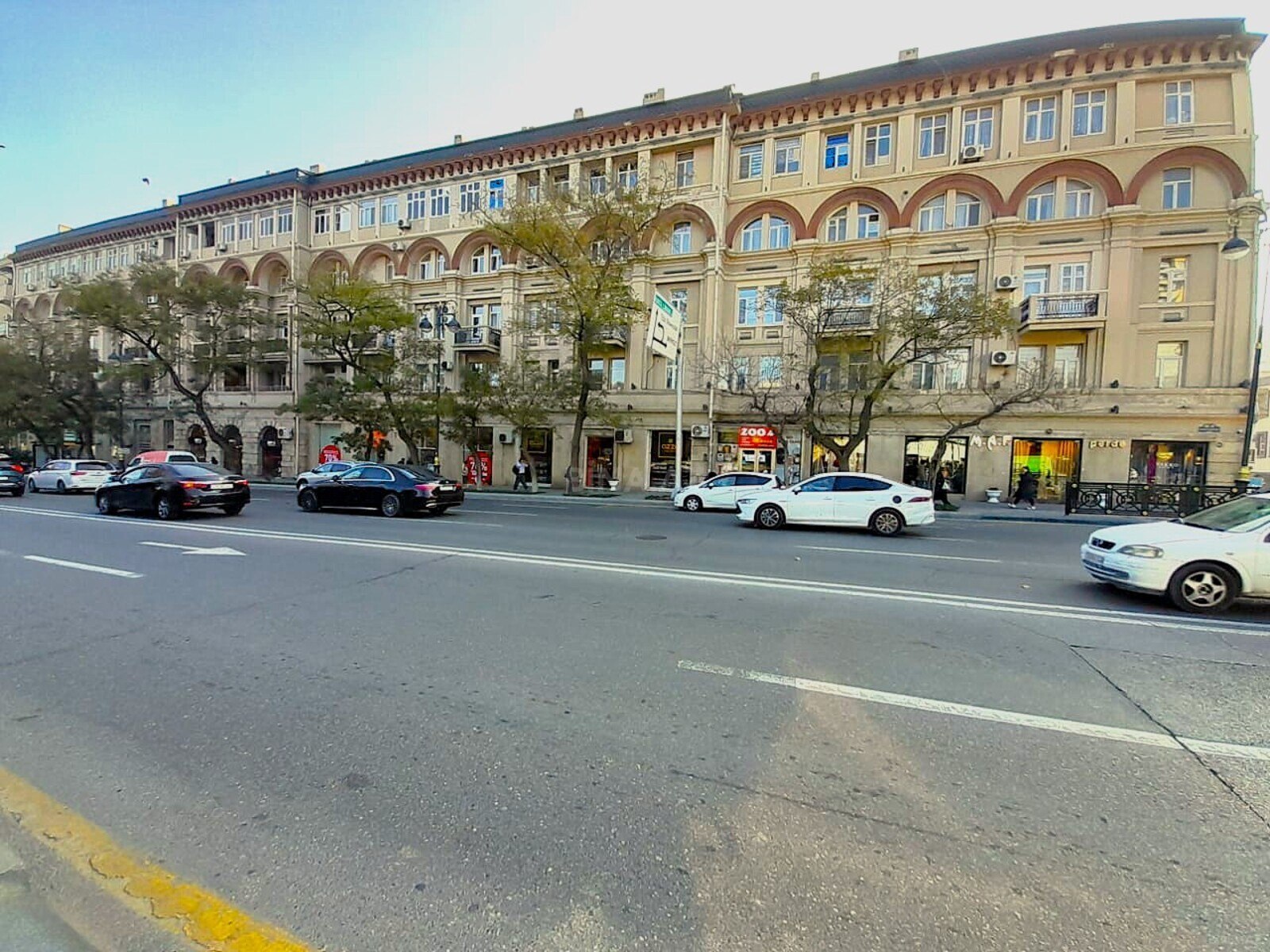 Satılır 3 otaqlı mənzil 100 m² — Bakı, Nəsimi 3 otaq 100.00 m²