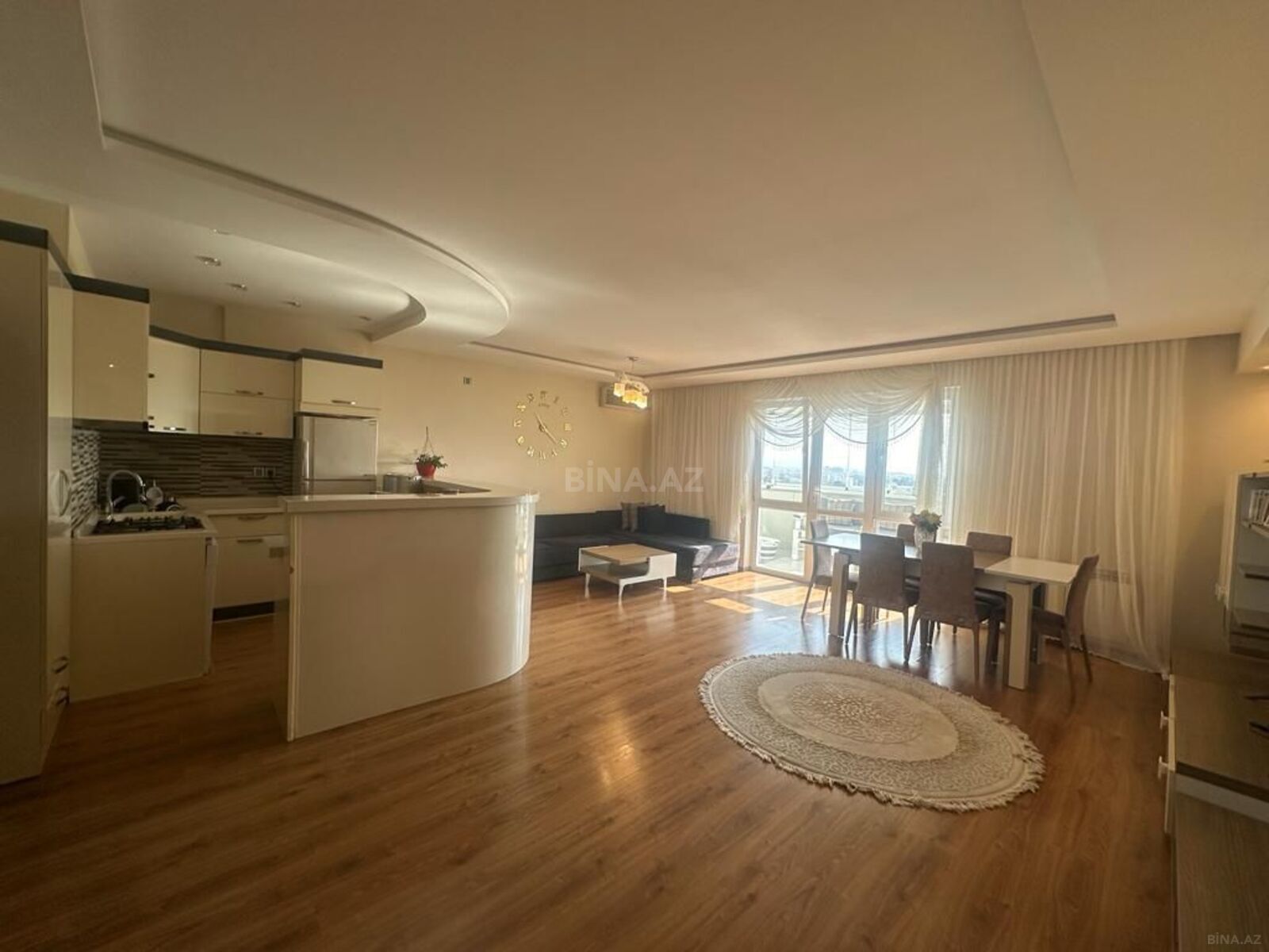 Kirayə verilir 3 otaqlı mənzil 136 m² — Bakı, Nərimanov 3 otaq 136.00 m²
