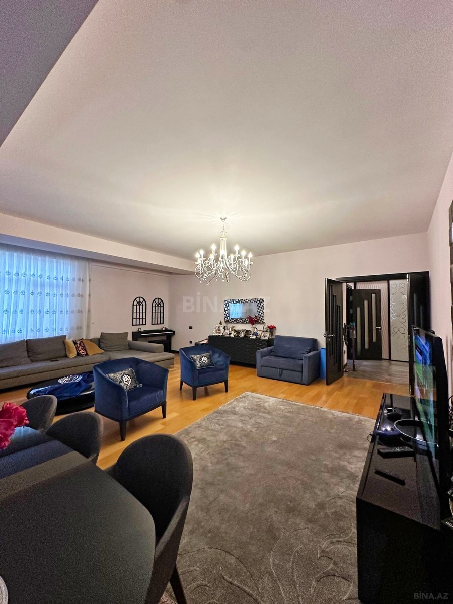 Satılır 3 otaqlı mənzil 147 m² — Bakı, Nizami 3 otaq 147.00 m²