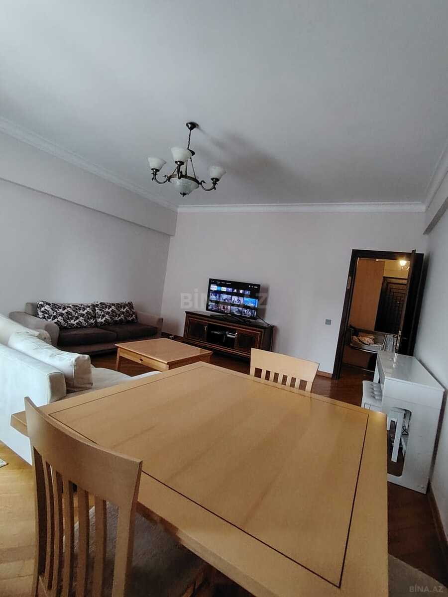 Kirayə verilir 3 otaqlı mənzil 135 m² — Bakı 3 otaq 135.00 m²
