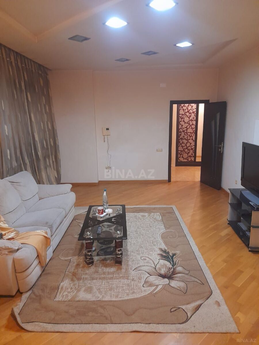 Kirayə verilir 3 otaqlı mənzil 130 m² — Bakı, Xətai 3 otaq 130.00 m²