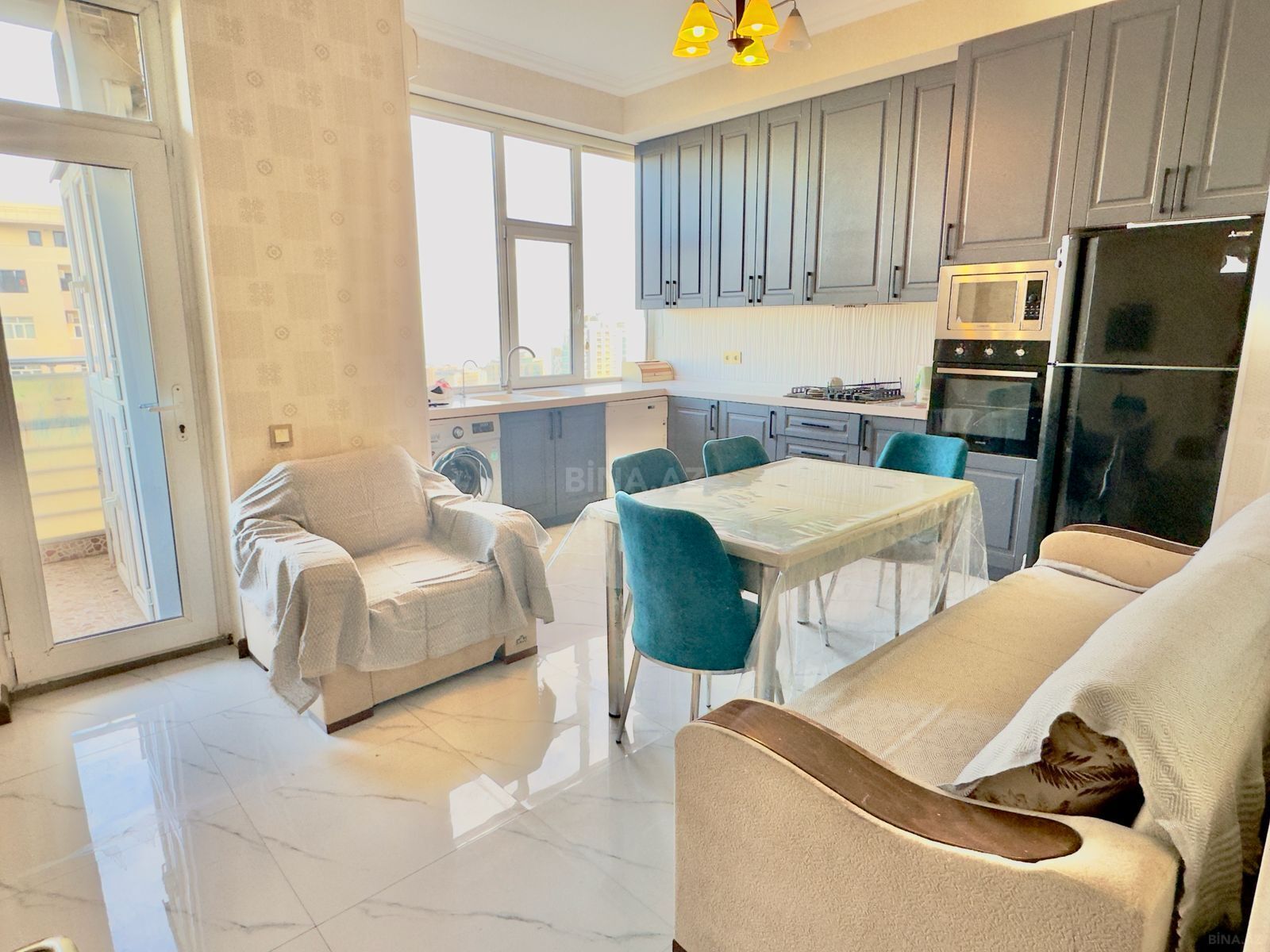 Satılır 4 otaqlı mənzil 165 m² — Bakı 4 otaq 165.00 m²