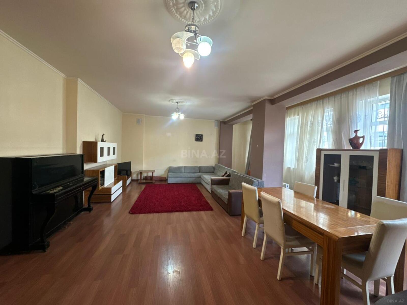 Satılır 3 otaqlı mənzil 137 m² — Bakı, Nizami 3 otaq 137.00 m²