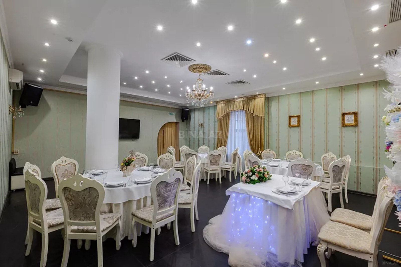 Kirayə verilir obyekt 350 m² — Xırdalan 350.00 m²